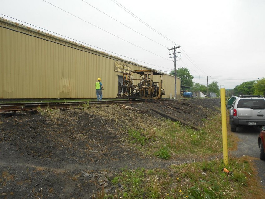 Photo of CMRR Tamping Crew at Work in Kingston