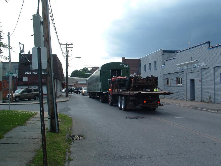 Photo of RPCX 2940 on the move in Kingston