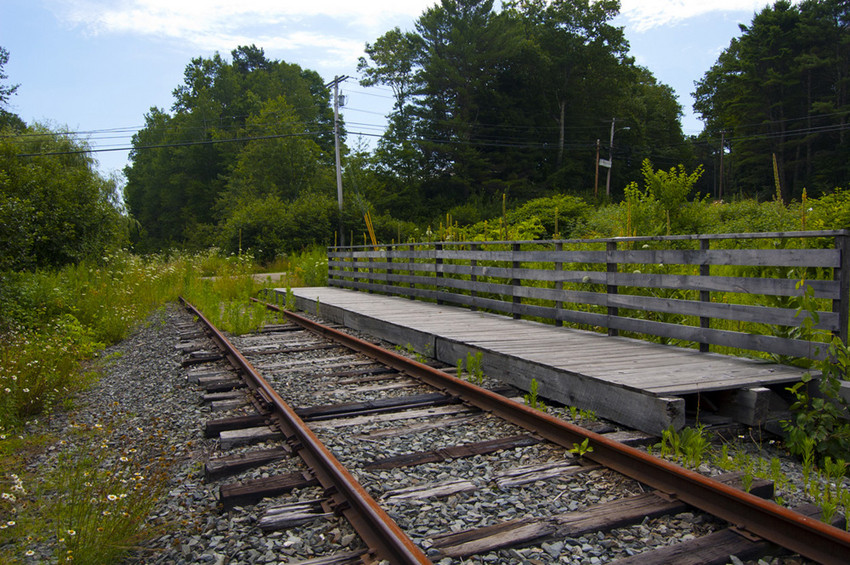 Photo of Abandoned Upper Bridge passenger platform (MP 1.0)