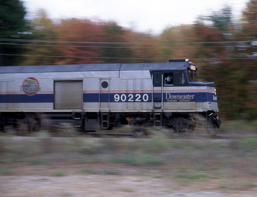 Photo of Amtrak 90220 on Downeaster 684 at Plaistow