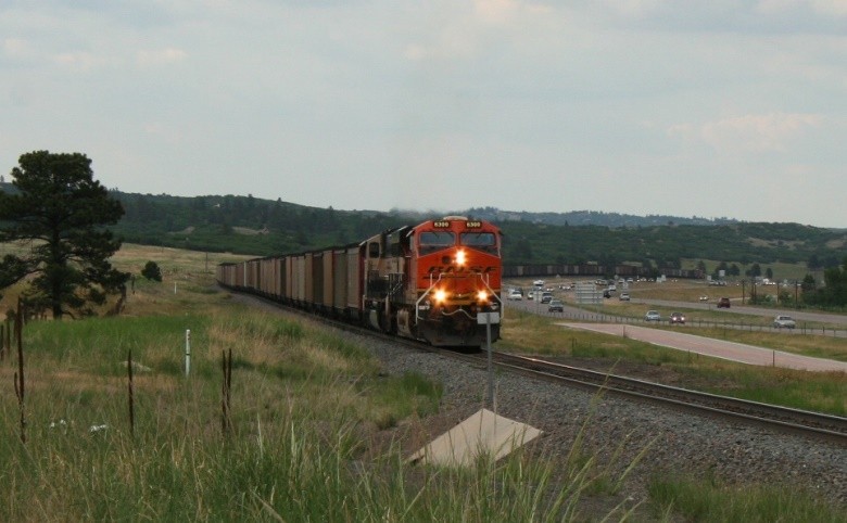 Photo of BNSF on the Joint Line near Larkspur Colorado