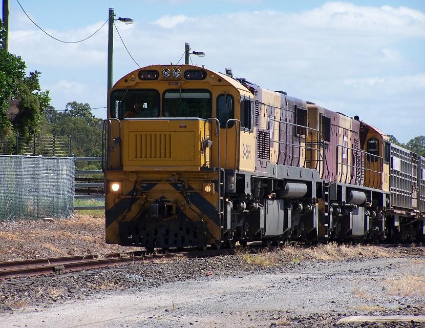 Photo of Aurizon 2485/2413 Just Arriving