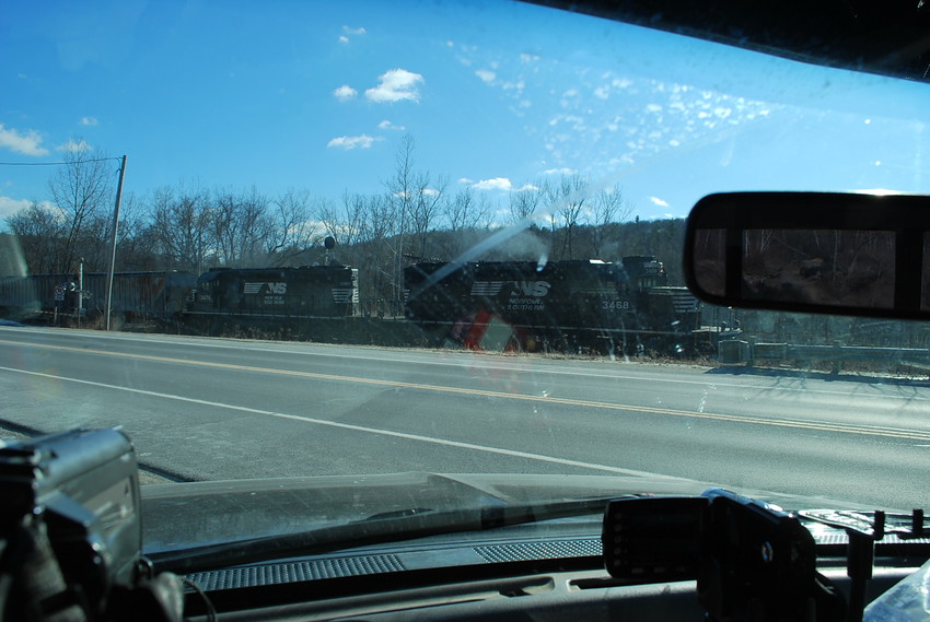 Photo of norfolk southern power on edrj westbound