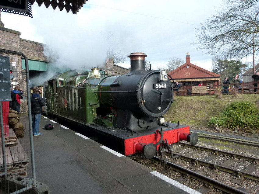 Photo of 5643 at Quoen & Woodhouse