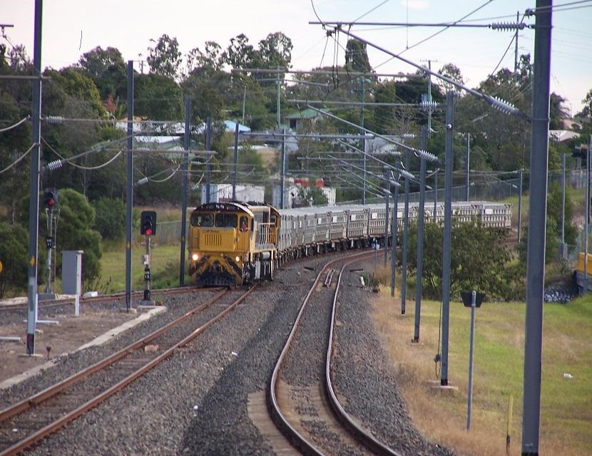 Photo of QR/Aurizon About To Enter Holmview Yard.2492/2493.