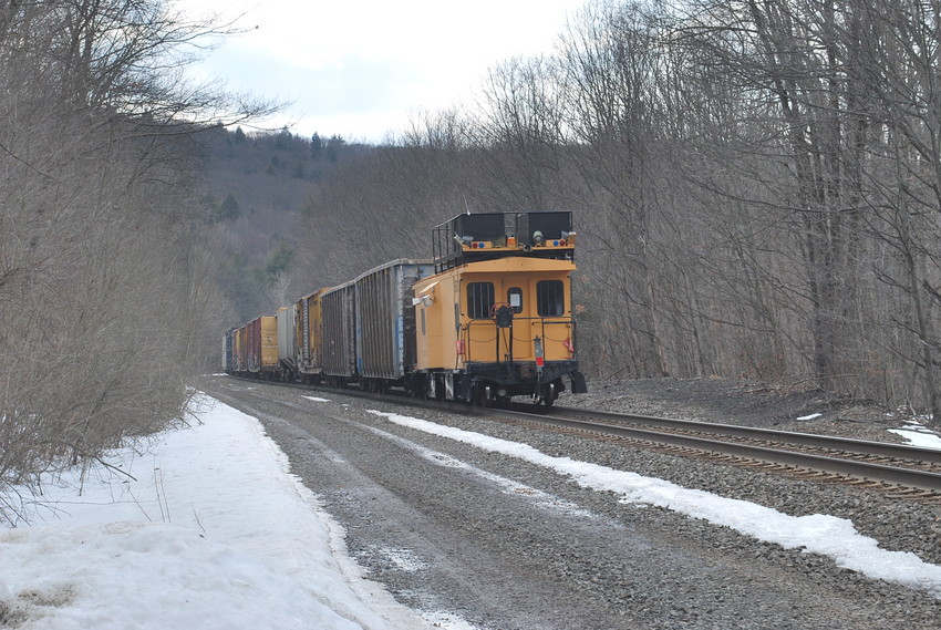 Photo of a caboose on q425 in 2014 thank you csx