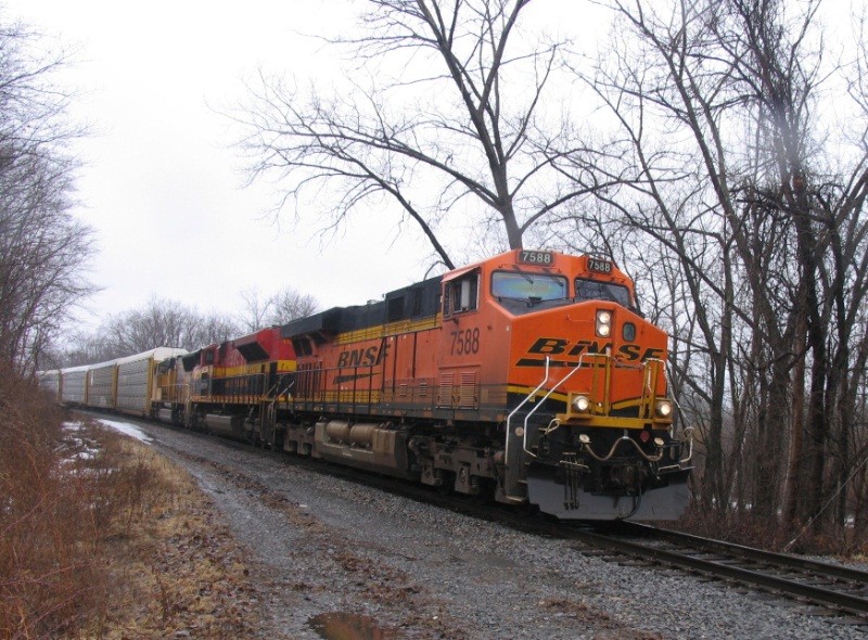 Photo of TRAIN 206 AT COONS COMING INTO MECHANICVILLE YARD