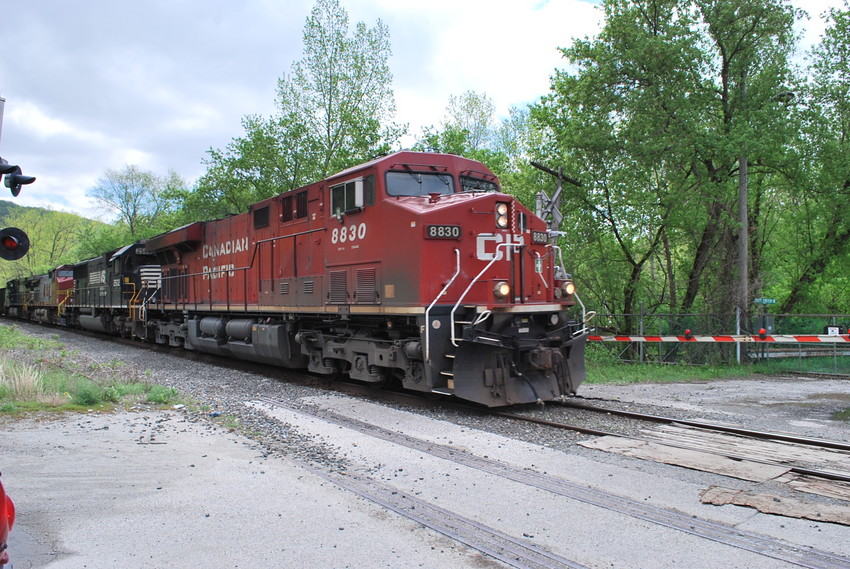Photo of cp power on this empty bow coal train @ pownal vt