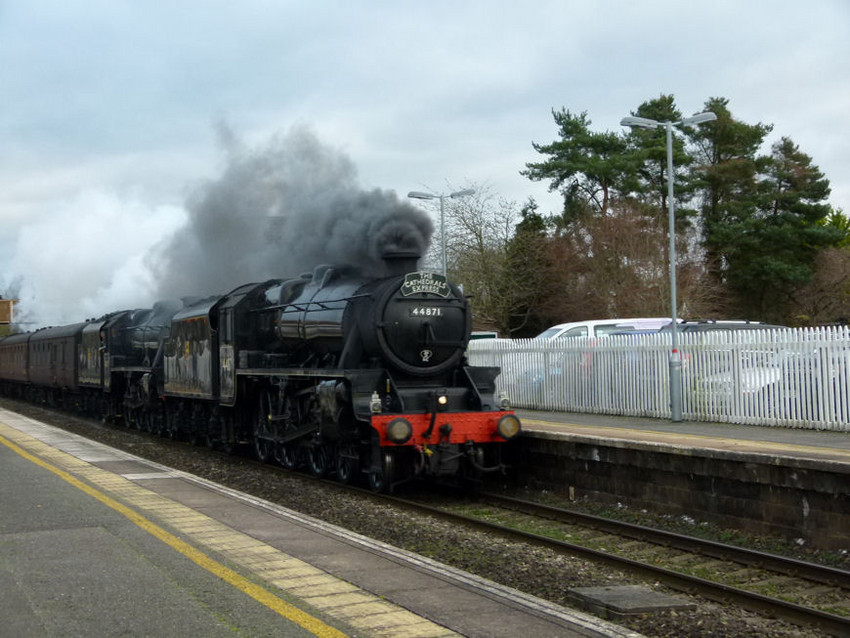 Photo of Double headed Black 5s at Pewsey