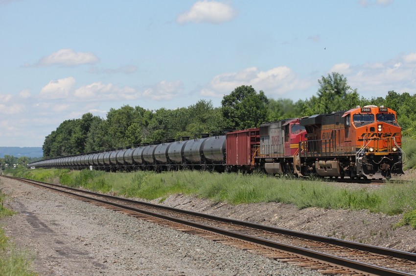 Photo of CSX e/b ethanol on the Selkirk Branch