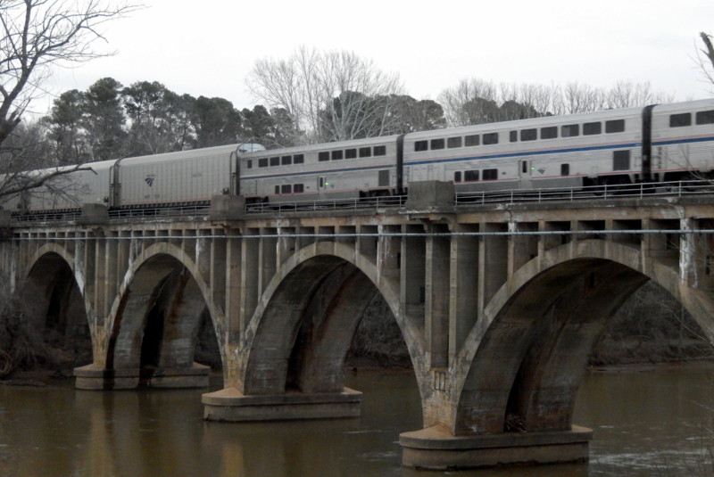 Photo of Auto-Train on the bridge