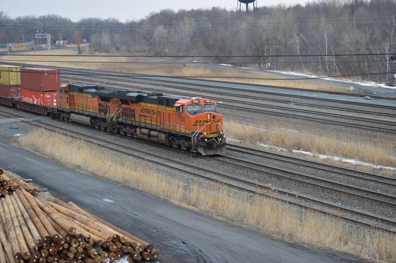 Photo of BNSF On Stacks 3/21/15