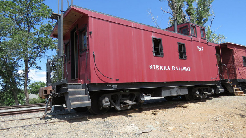 Photo of Sierra Railway caboose