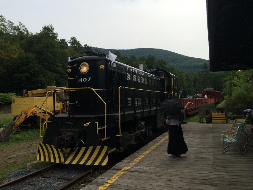 Photo of CMRR 407 Approaches Phoenicia Station