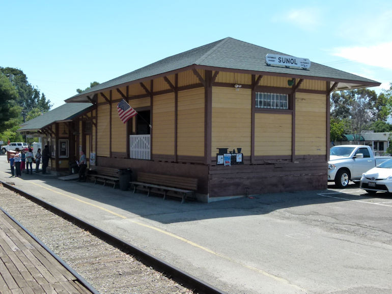 Photo of The original station buildiing