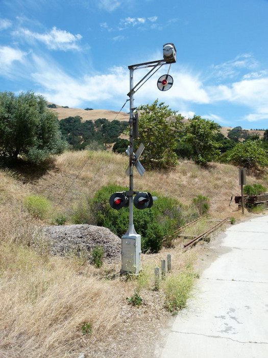 Photo of Old style wig-wag crossing light