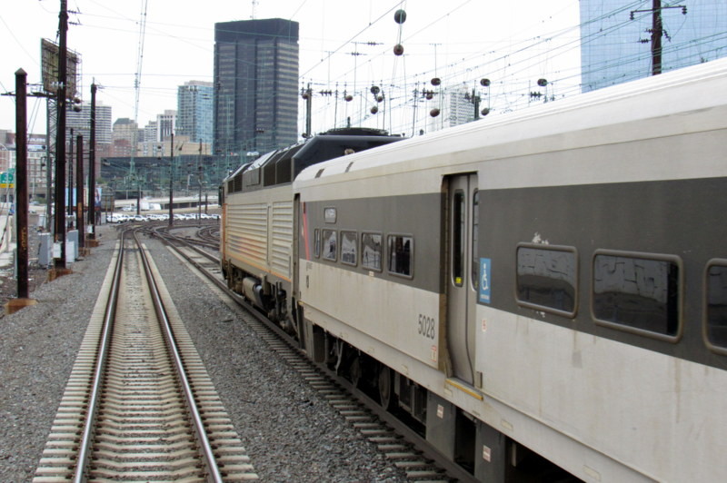 Photo of Passing trains at Philadelphia