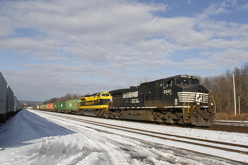 Photo of 22K with NS 9340 & Virginian #1069 @ Fitchburg Yard