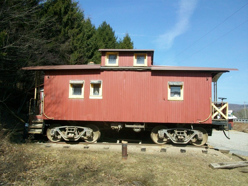 Photo of WAG RR Caboose Gaines, PA