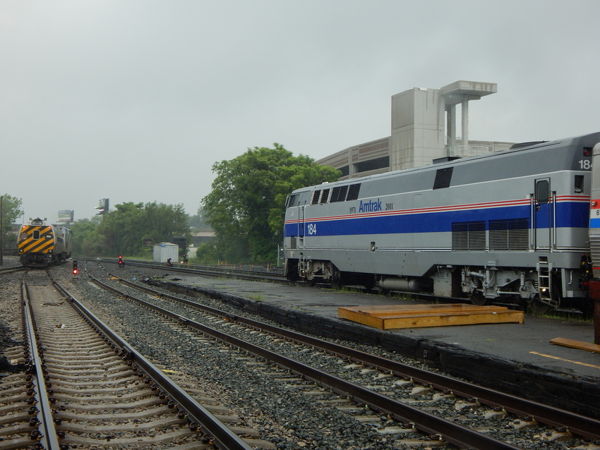Photo of Amtrak 475 and P449