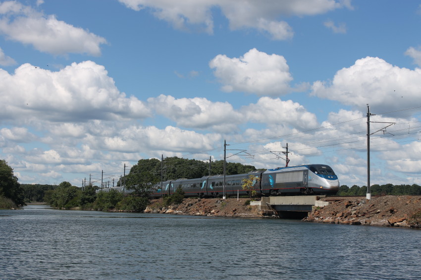 Photo of Amtrak @ Groton, Ct.