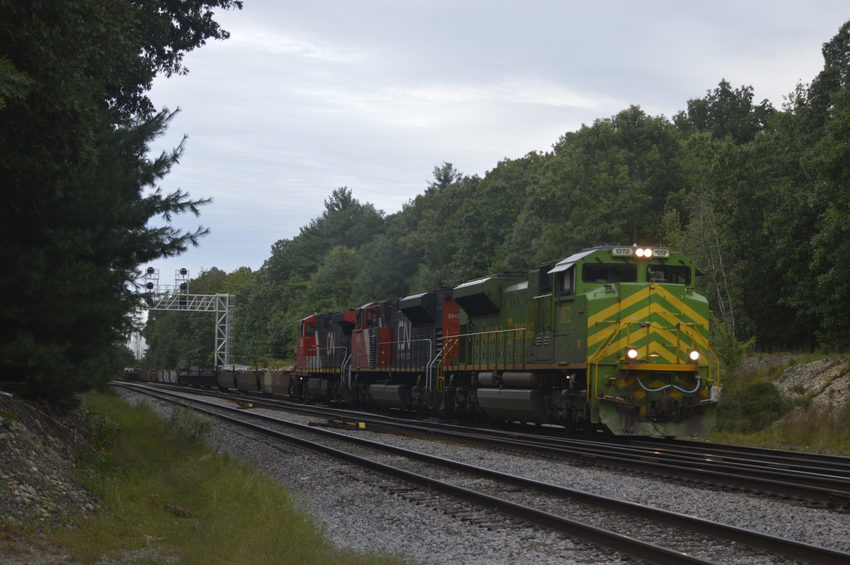 Photo of Norfolk Southern 1072 (Illinois Terminal) notching it out...