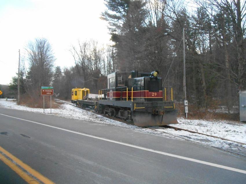 Photo of CMRR Cleanup Train Approaches NY 28 Crossing