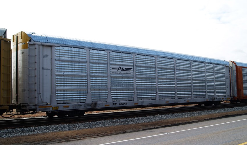 Photo of P&W Covered Car Carrier #402018