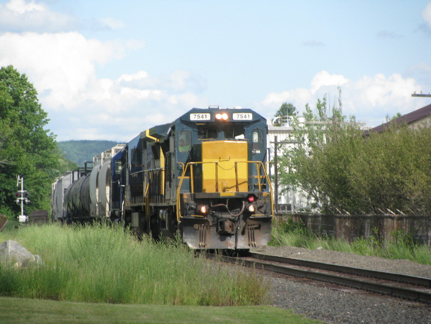 Photo of train ed-9 going by orange ma on 6-26-2017