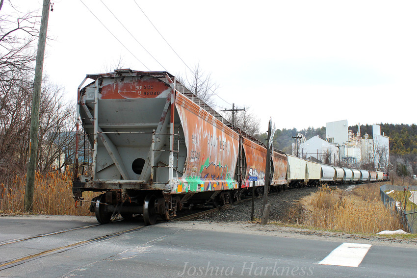 Photo of Housatonic Railroad NX-11 Heading to the Lime Plant
