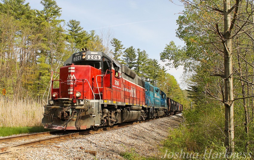 Photo of GMRC Train 550 at Barker's Crossing
