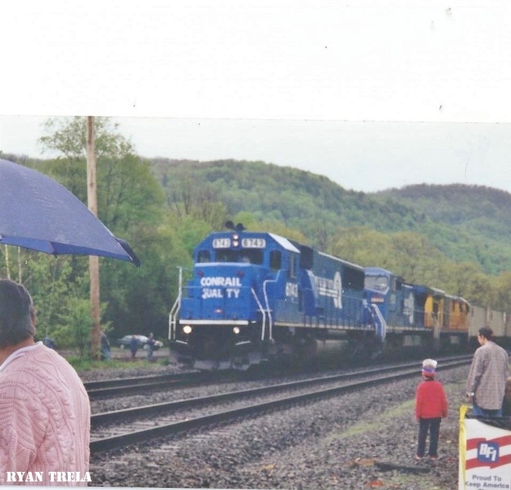Photo of Conrail TV train passing the Chester Depot during Chester on Track day