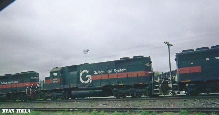 Photo of Guilford rail SD39 #690
