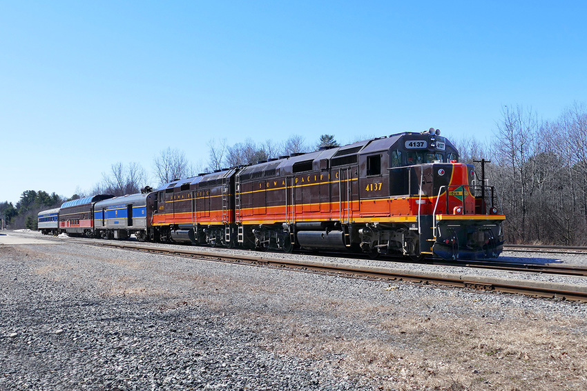 Photo of Saratoga & North Creek Excursion Train