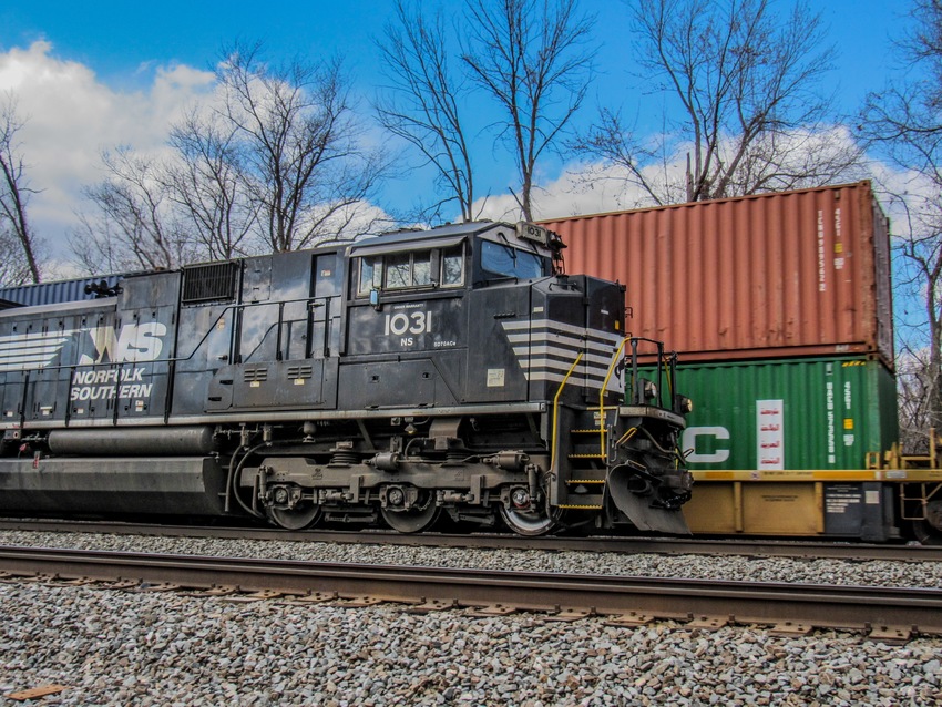Photo of NS SD70ACE leads an intermodal passing another intermodal