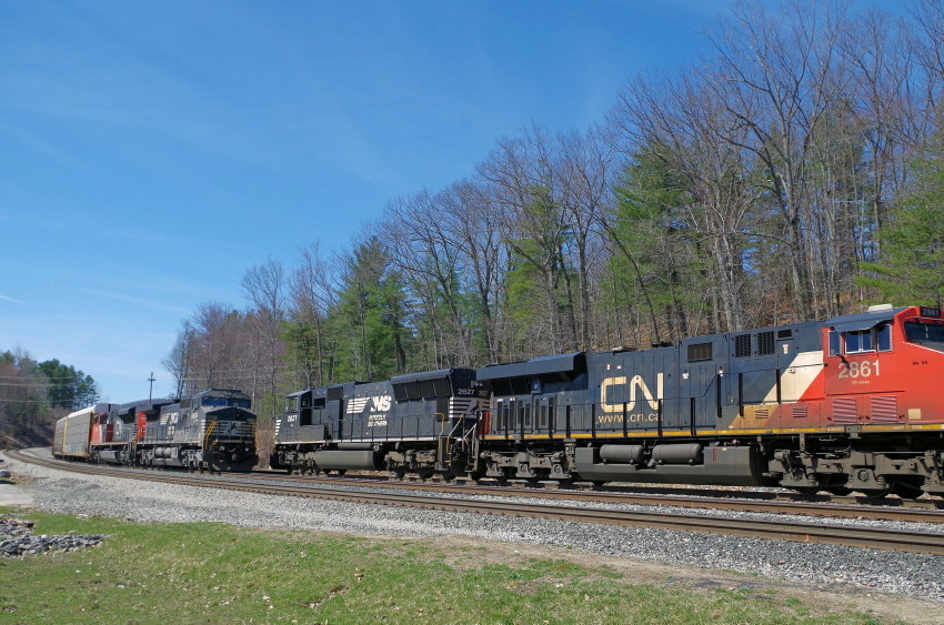 Photo of Norfolk Southern & Canadian National @ Fitchburg, Ma.