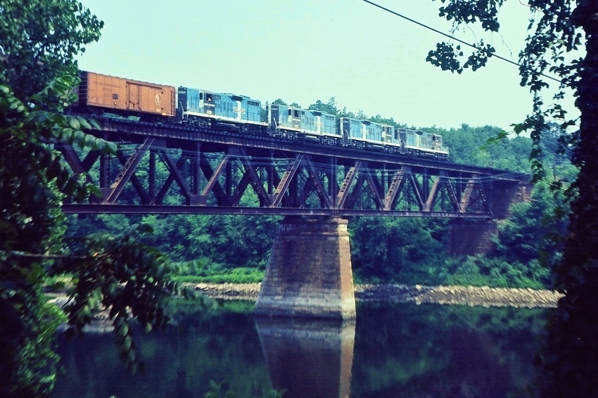 Photo of Connecticut River Crossing.