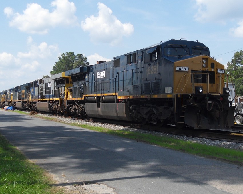 Photo of 6 Engines sitting on siding in star, nc