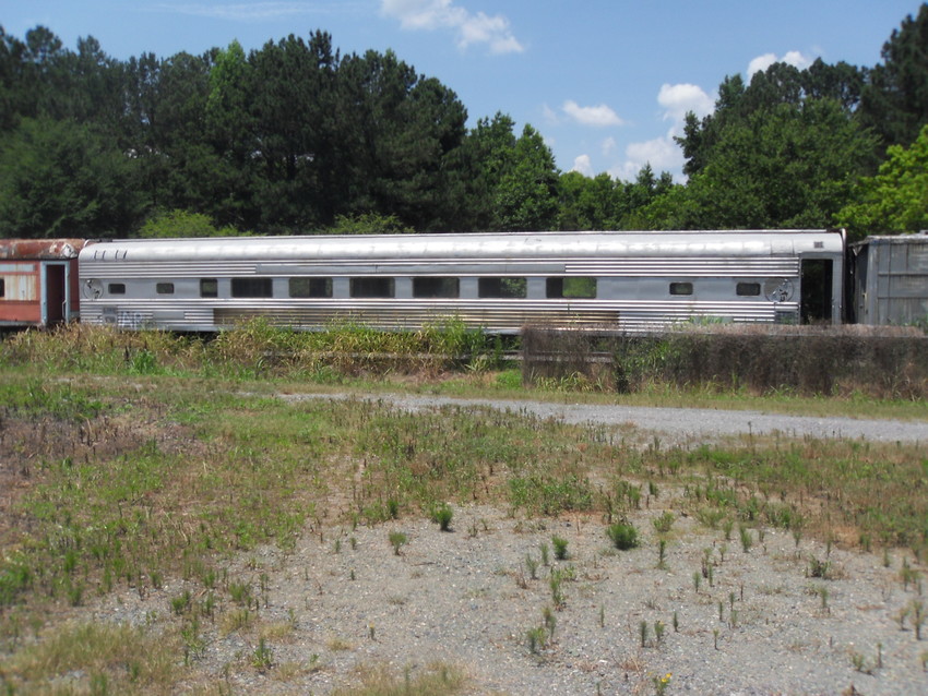 Photo of Very old passenger cars