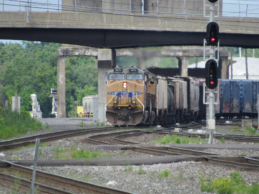 Photo of East bound UP locomotives