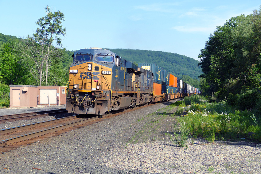 Photo of CSX #761 Westbound at Canaan, New York
