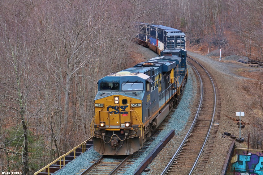 Photo of Eastbound Intermodal @ Chester/Middlefield town line