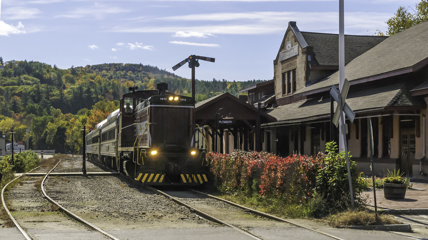 Photo of Winnipesaukee Scenic Foliage Train Passing Plymouth Depot