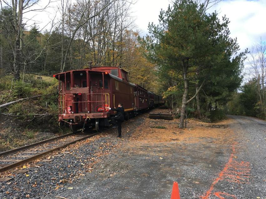 Photo of CMRR Pumpkin Train just west of Dog Crossing