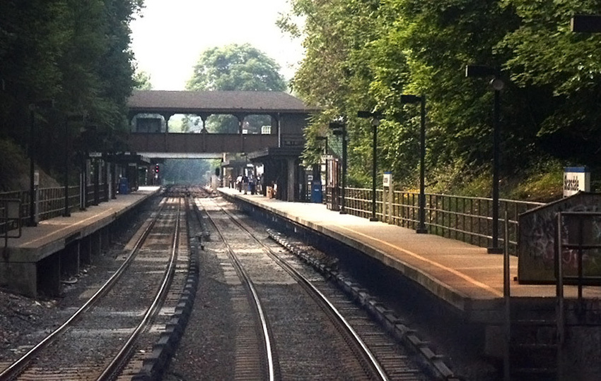 Photo of Scarsdale Station