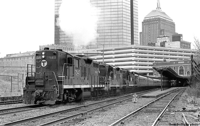 Photo of Patriots train