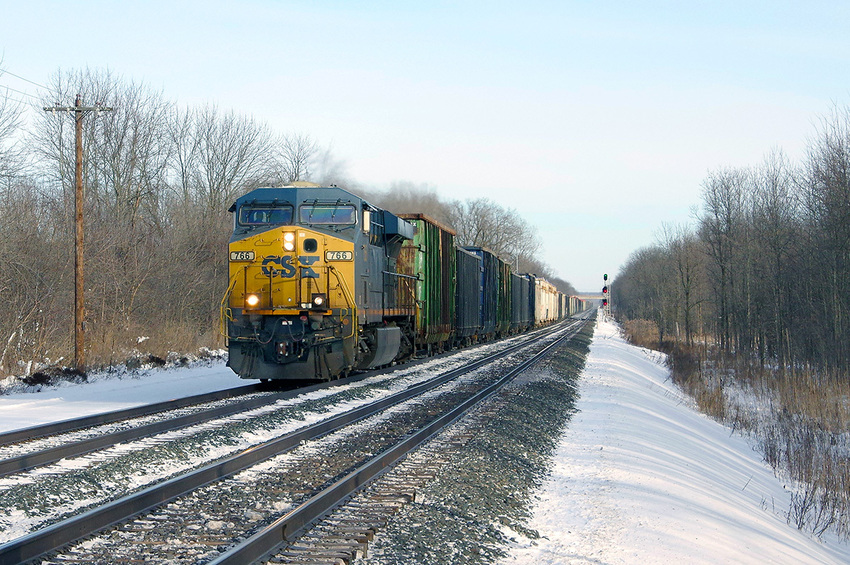 Photo of CSX #766 Westbound at Brutus, NY