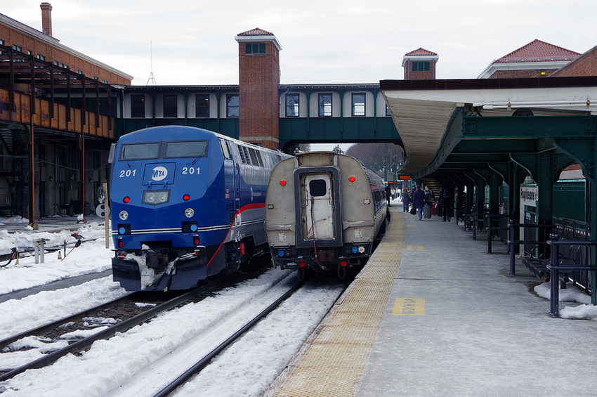 Photo of Amtrak and Metro-North at Poughkeepsie