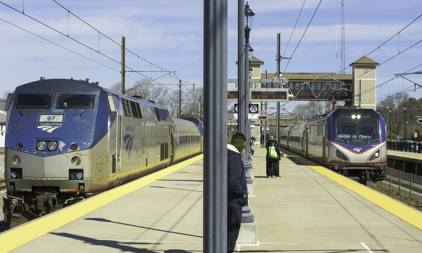 Photo of Amtrak Train 149 Passing Sunday's Relief Power at Kingston