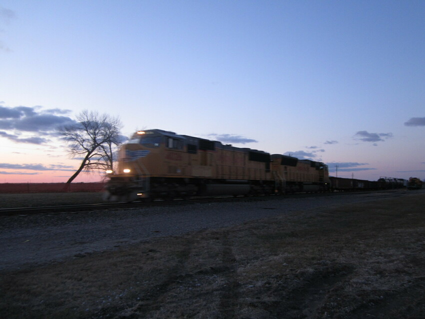 Photo of Union Pacific M-ITDM near Elkhart, IA